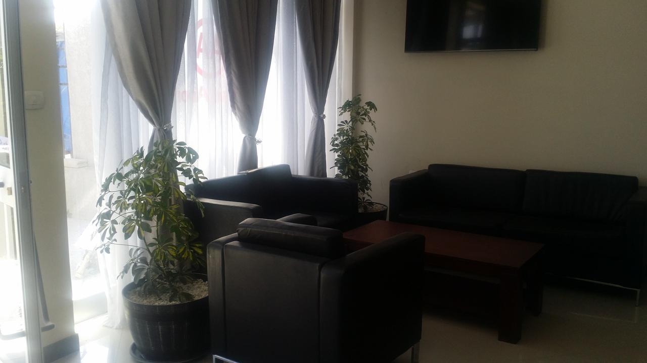 Afro Addis Hotel Apartment 外观 照片
